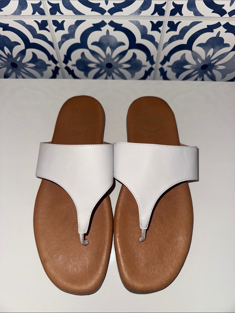 Andre Assous White Leather Thong Sandals